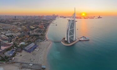 Dubái & Abu Dhabi: El Futuro se Encuentra con la Leyenda